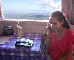 En Ciego de Avila Cuba ETECSA aumenta su servicio de telefonia digital a casi el 90 por ciento